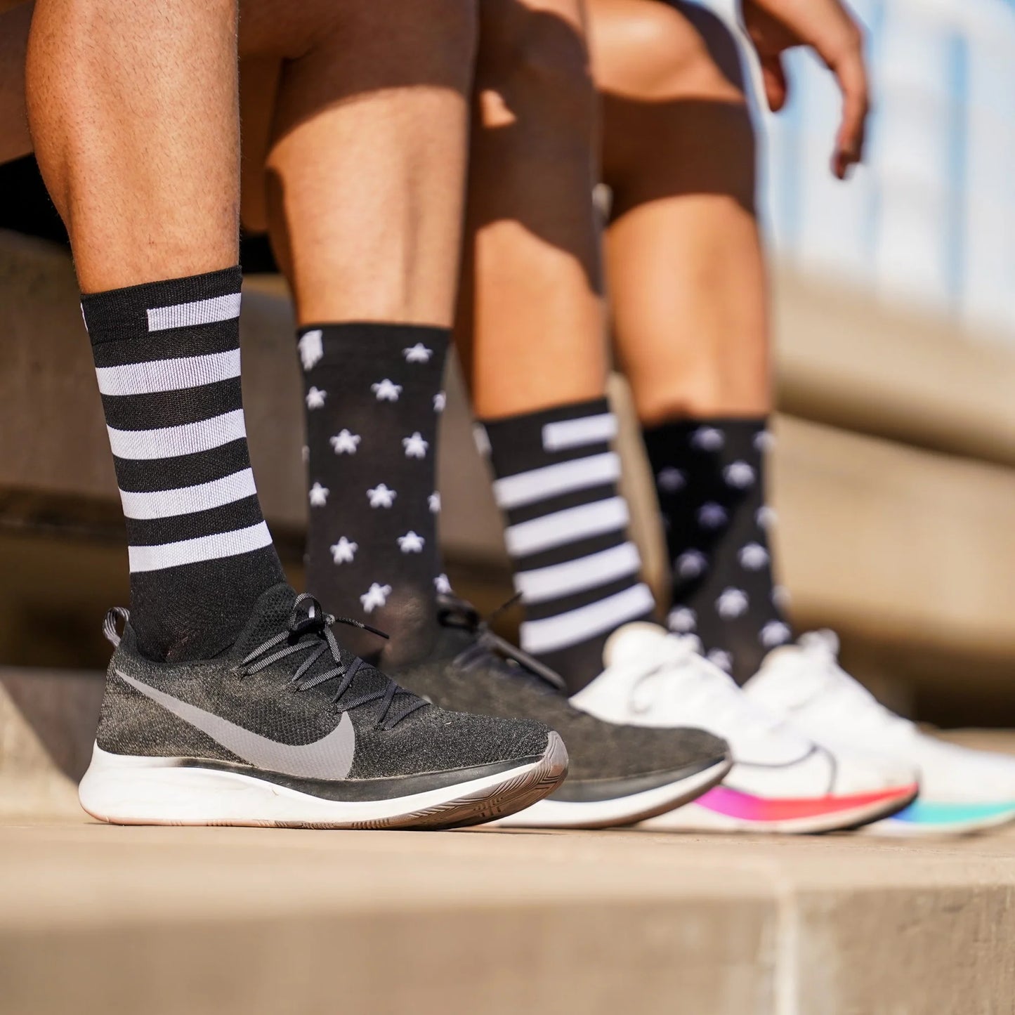 Legend White / Black